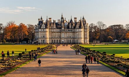 Fontainebleau Day Trip from Paris: The Crowds-Free Alternative to Versailles (2026)